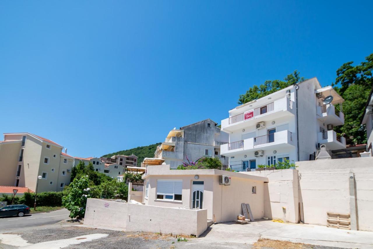 Apartments Vjera Petrovac Kültér fotó