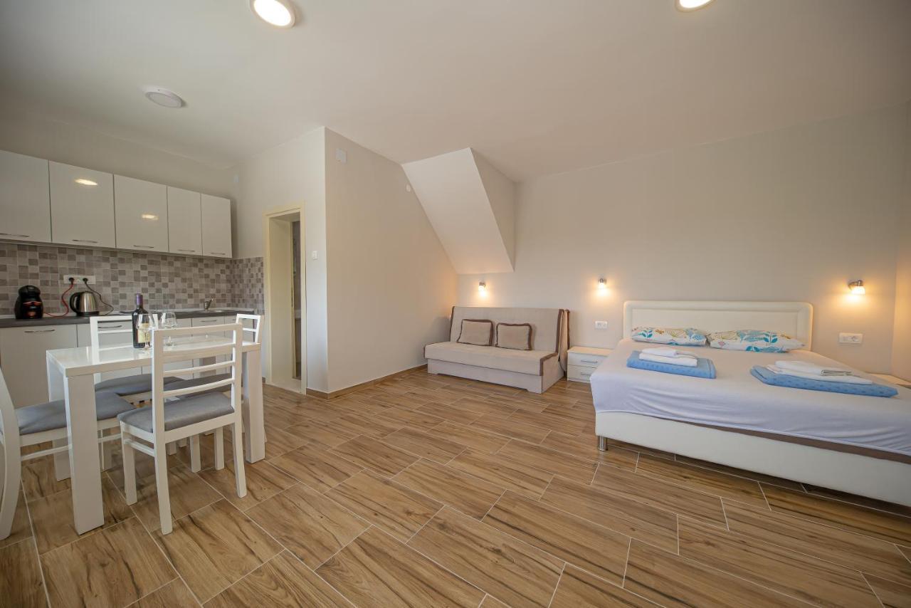 Apartments Vjera Petrovac Kültér fotó