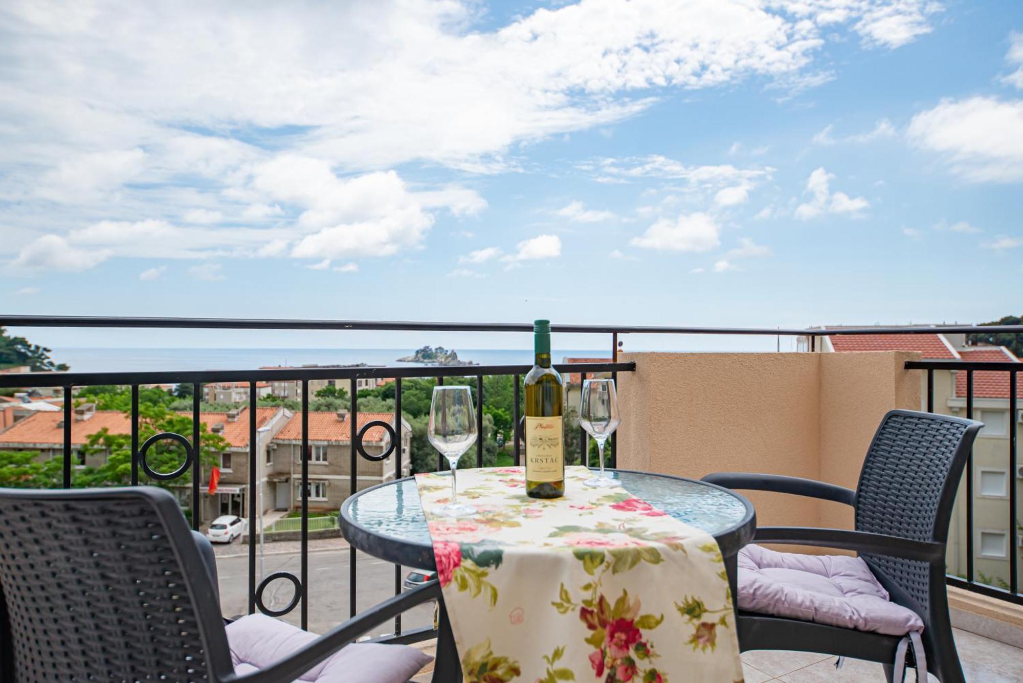 Apartments Vjera Petrovac Kültér fotó