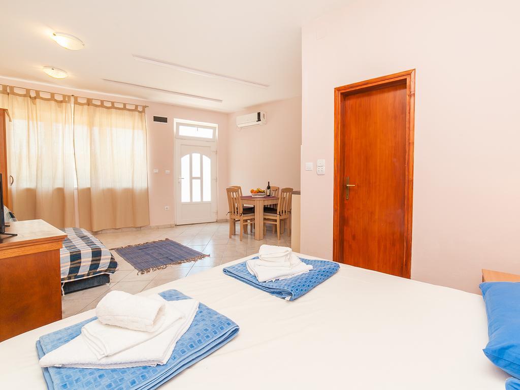 Apartments Vjera Petrovac Kültér fotó